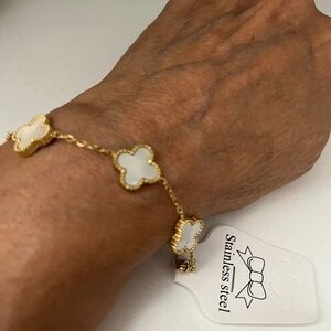 White clover bracelet